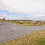 Cunna Ban *